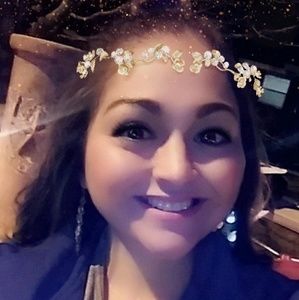 Meet your Posher, Imelda